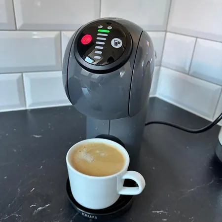 New 5 - Self Check In, With Parking Bratislava