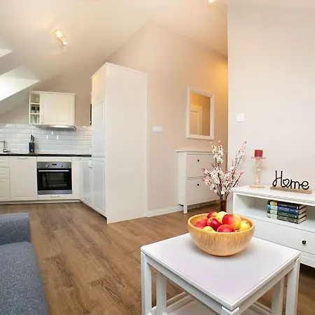 Апартаменты New Apartment 5 - Self Check In With Parking Included Братислава