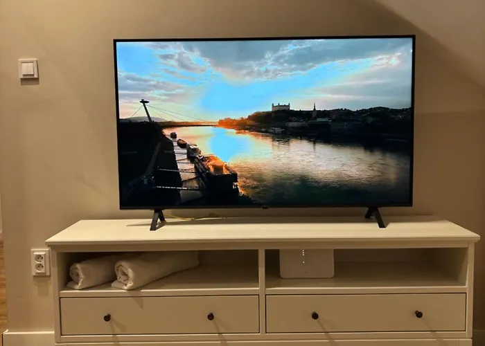 New 5 - Self Check In, With Parking Apartament Bratislava