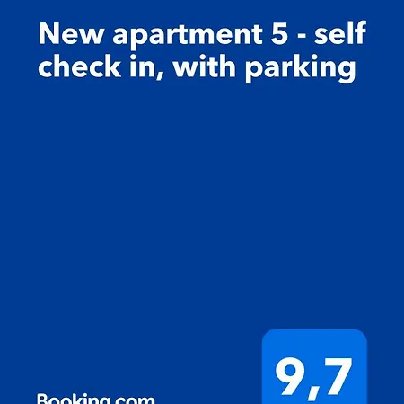 New 5 - Self Check In, With Parking